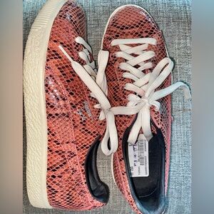NWOT Puma Clyde Women's High Risk Red Snake Pattern Sneakers
